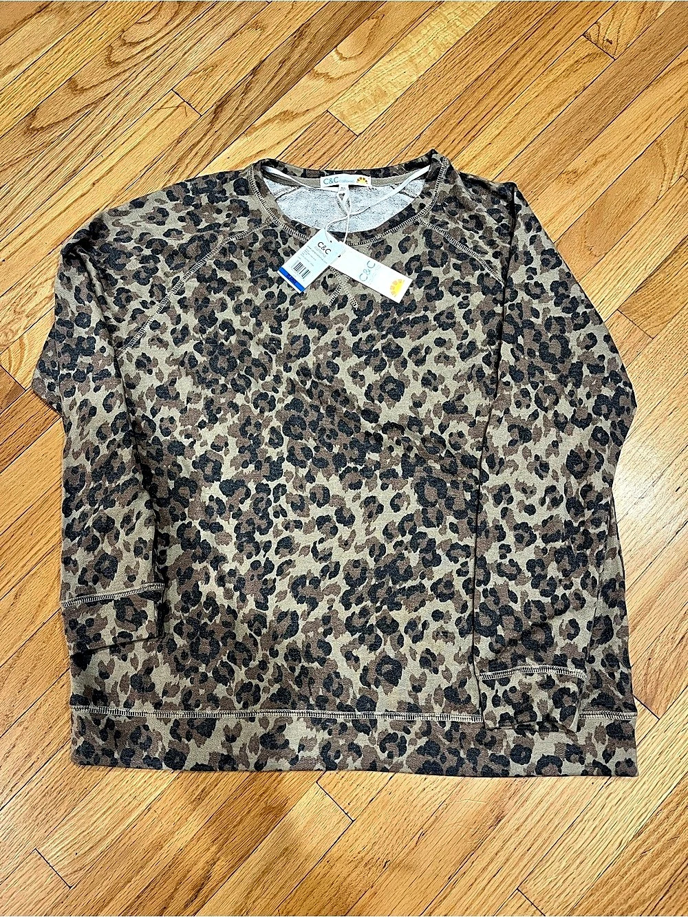 C&C California Leopard Print Long Sleeve Top XL NWT